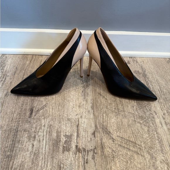 LK Bennett Black and Cream Topline Heels NEW - Picture 6 of 11